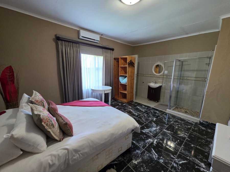 38 Bedroom Property for Sale in Paul Roux Free State